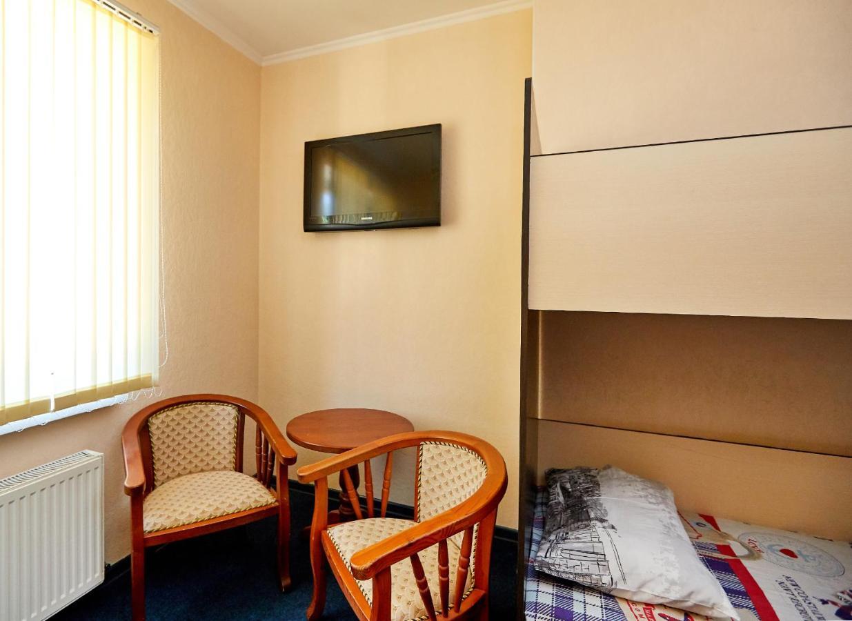 Oasis Hotell Odessa Exteriör bild